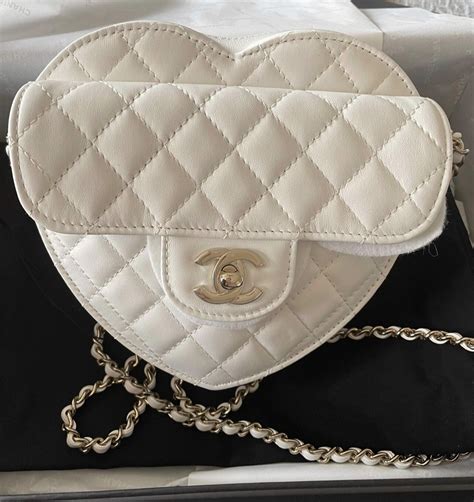 chanel lambskin heart bag